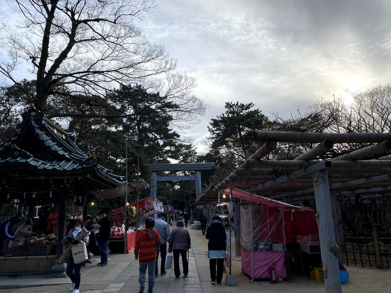 越谷の久伊豆神社に新年の参拝に行ってきました